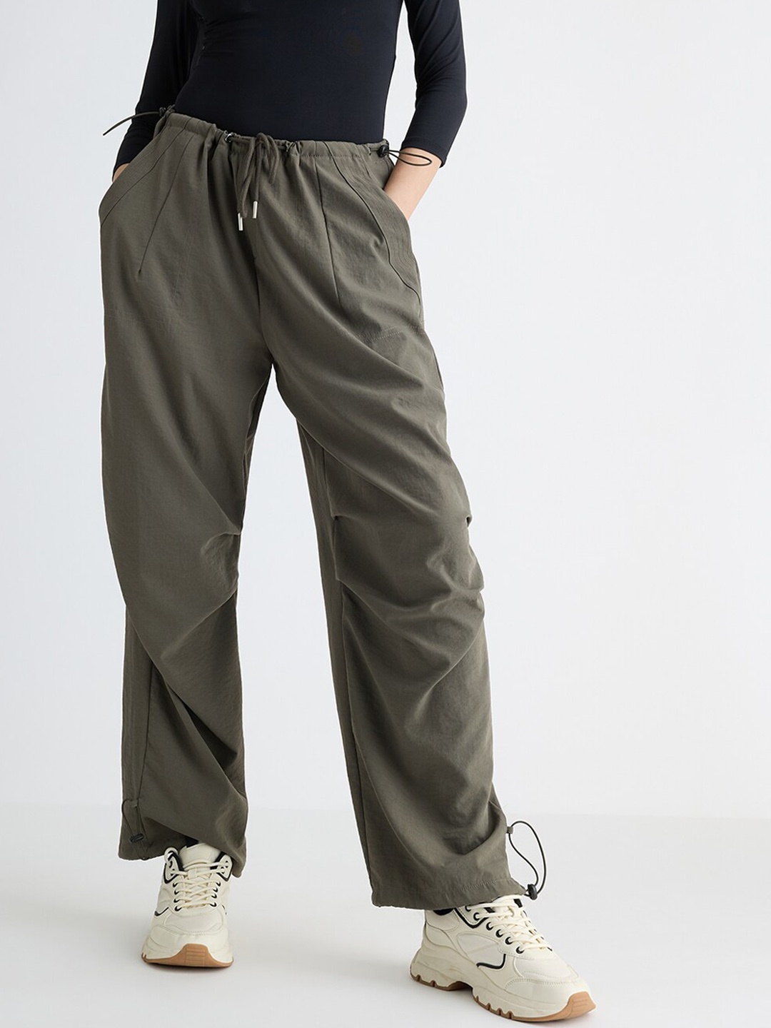 

FREAKINS Women Straight Fit High-Rise Trousers, Olive