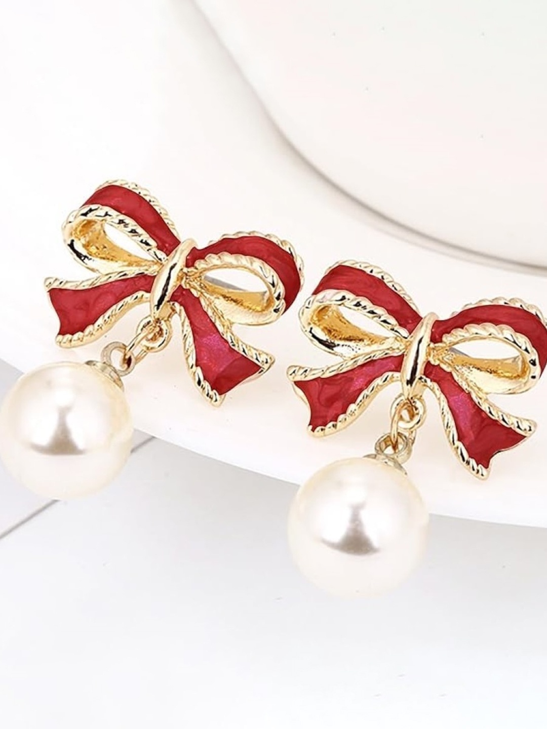 

EL REGALO Contemporary Studs Earrings, Red