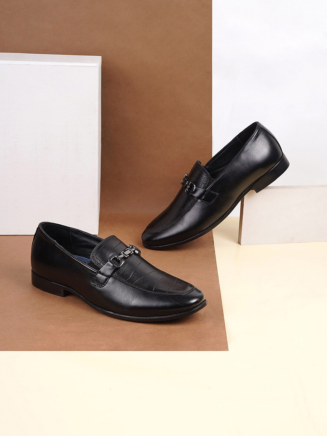 

Metro Men Leather Formal Loafers, Black