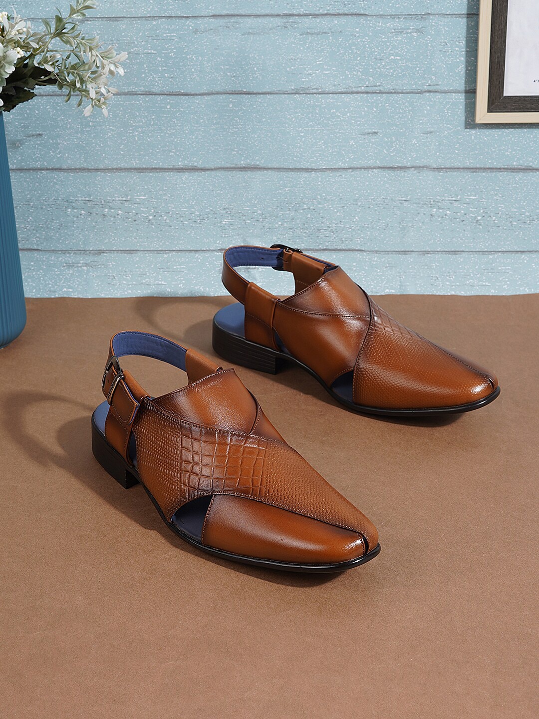 

Metro Men Leather Shoe-Style Sandals, Tan