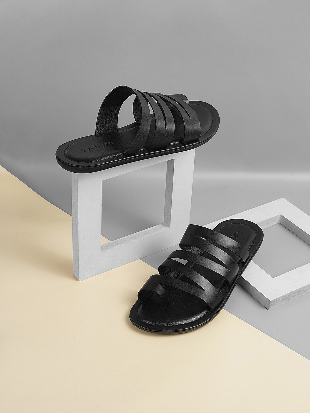 

Mochi Men Comfort Sandals, Black