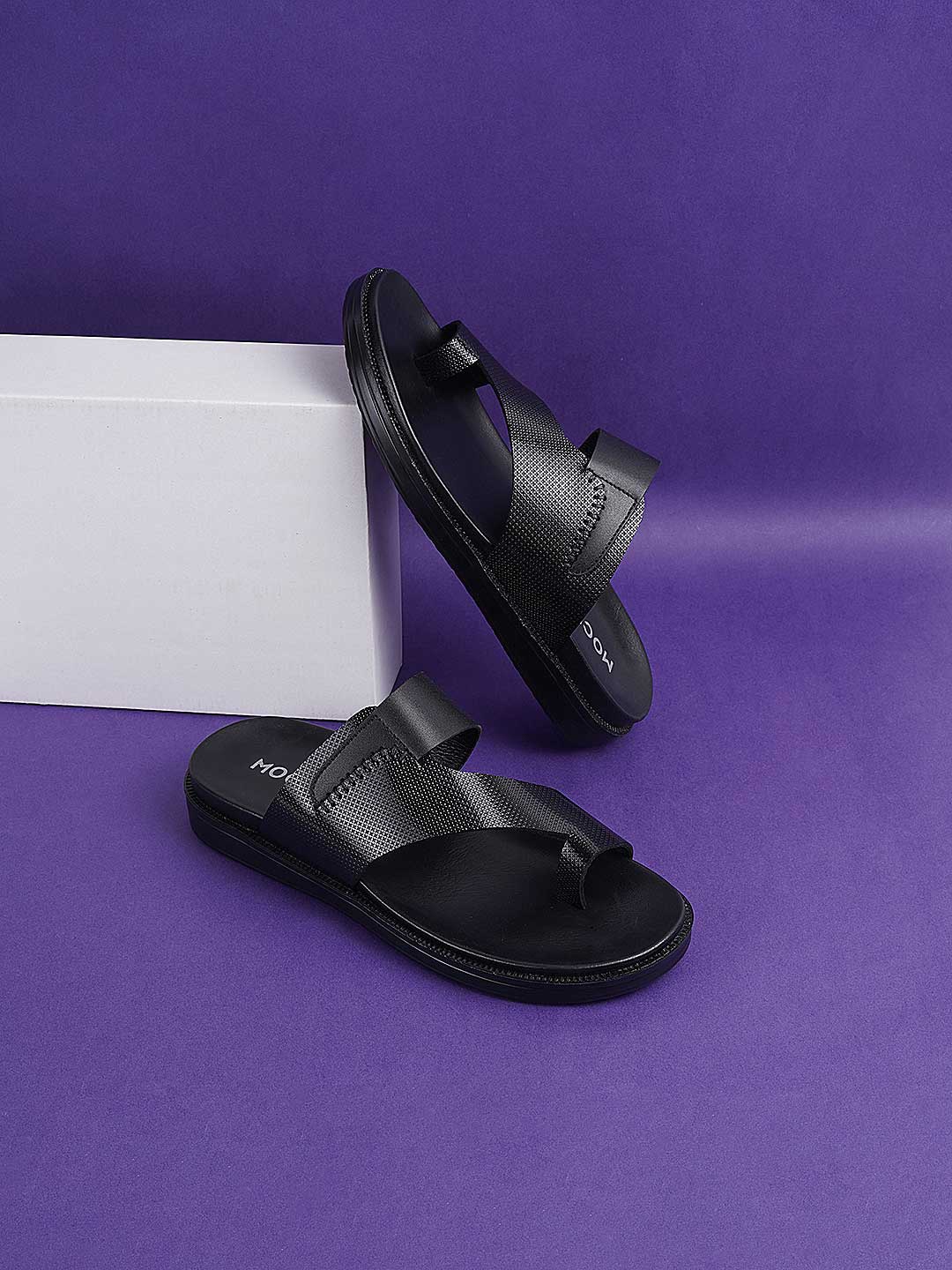 

Mochi Men Comfort Sandals, Black