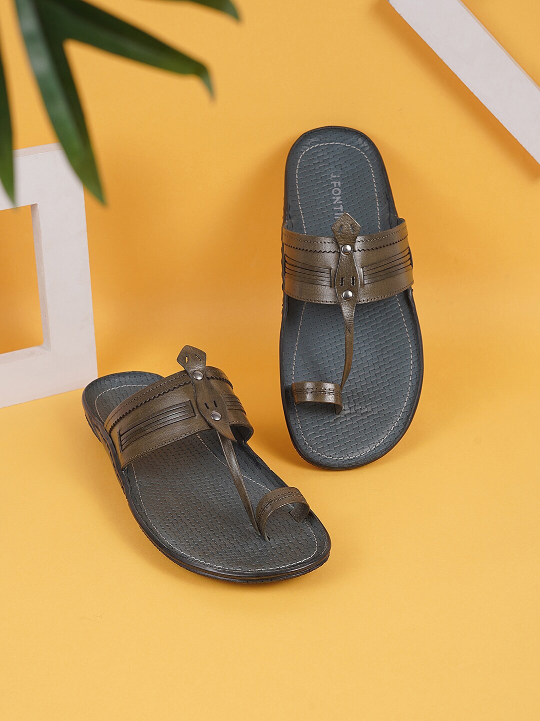 

Mochi Men Leather Comfort Sandals, Olive