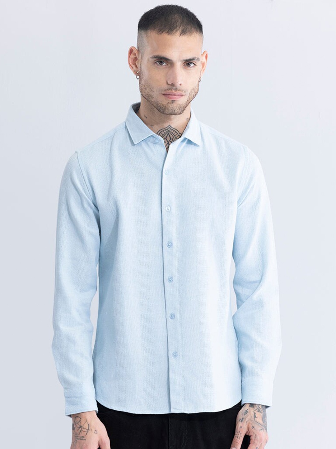 

Snitch Classic Textured Spread Collar Slim Fit Cotton Casual Shirt, Blue