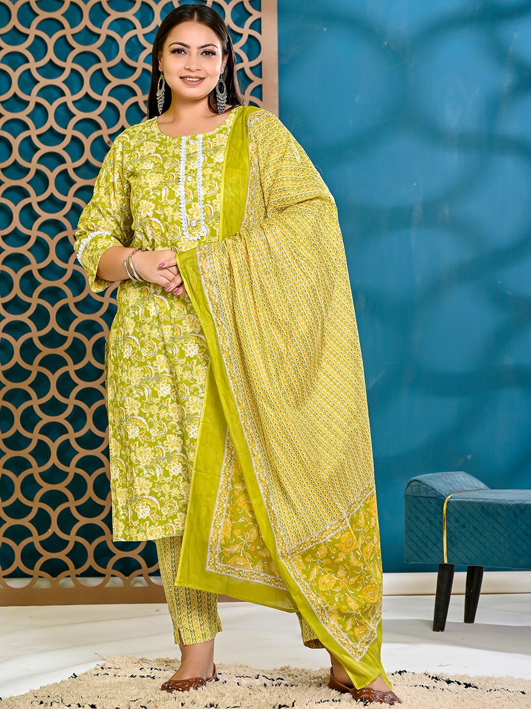 

PUMPUI Floral Printed Pure Cotton Kurta with Trousers & With Dupatta, Lime green