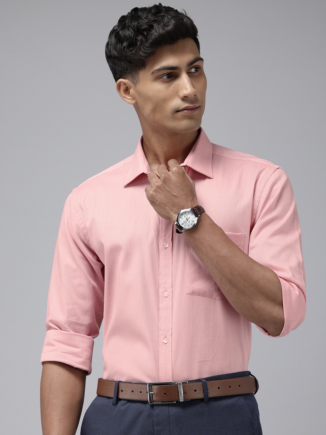 

Park Avenue Pure Cotton Self Design Slim Fit Textured Formal Shirt, Peach