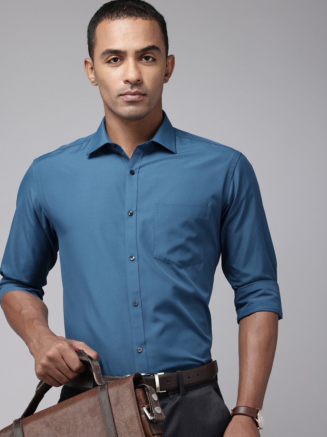 

Park Avenue Men Slim Fit Work Formal Shirt, Teal