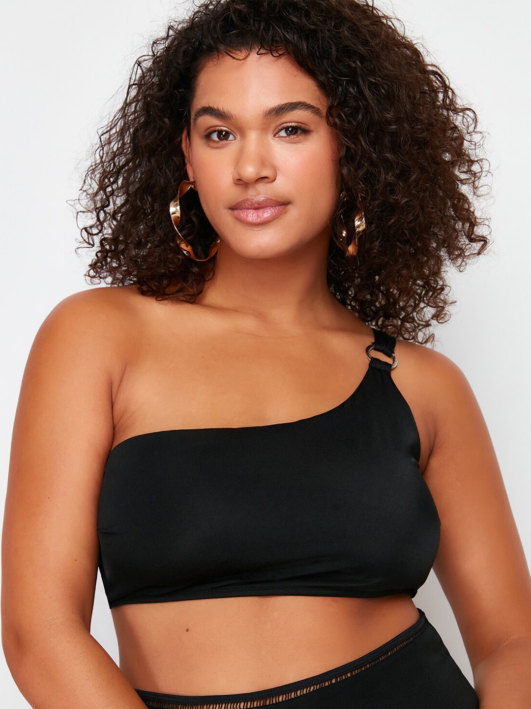 

Trendyol Full Coverage Underwired Lightly Padded Bralette Bra With All Day Comfort, Black