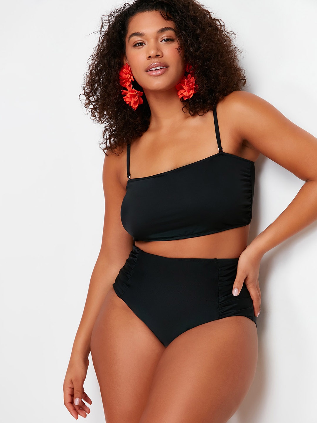 

Trendyol High-Rise Ruched Basic Briefs, Black