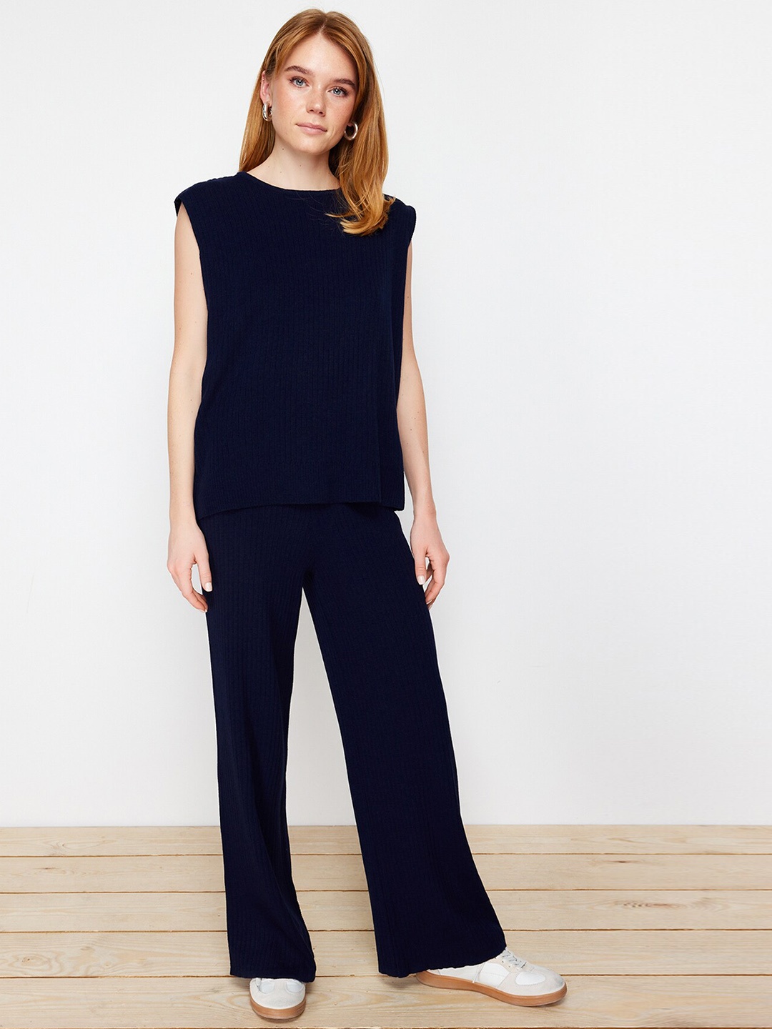 

Trendyol Sleeveless Top With Trousers Co-Ords, Navy blue