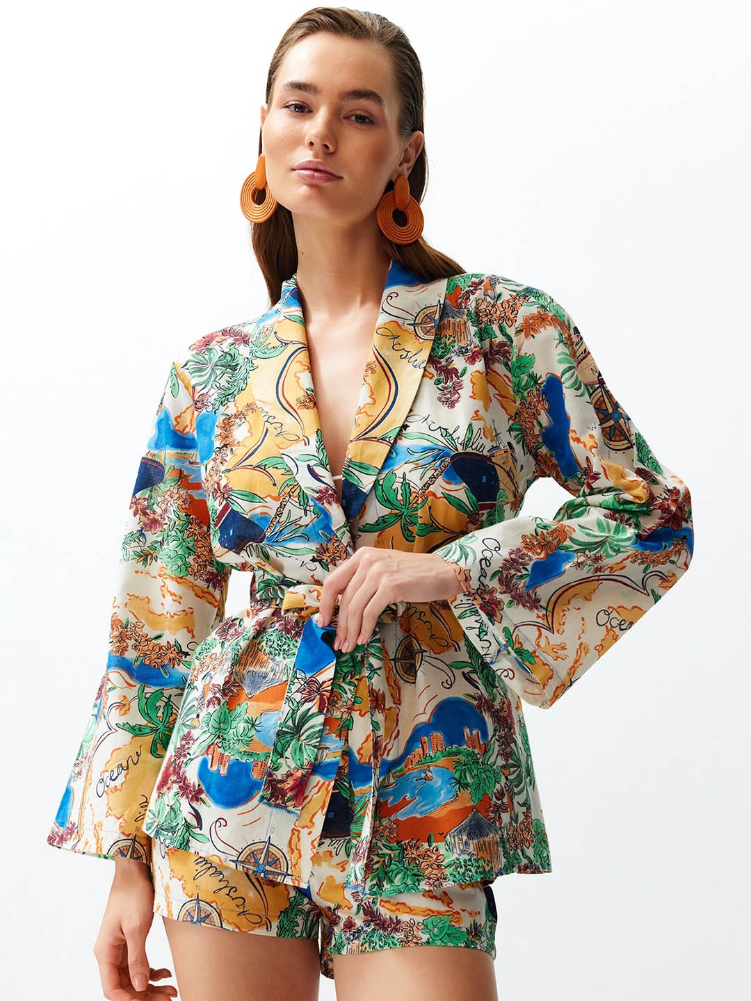 

Trendyol Printed Long Sleeves Pure Cotton Blazer With Short, Beige