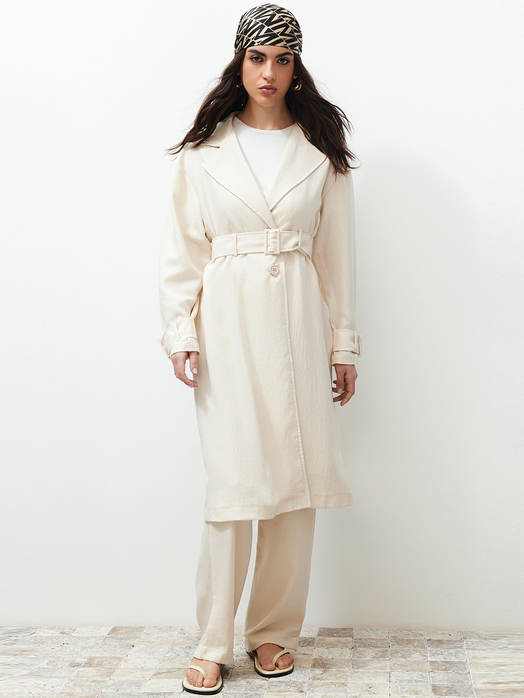 

Trendyol Coat & Trousers Co-Ords, White