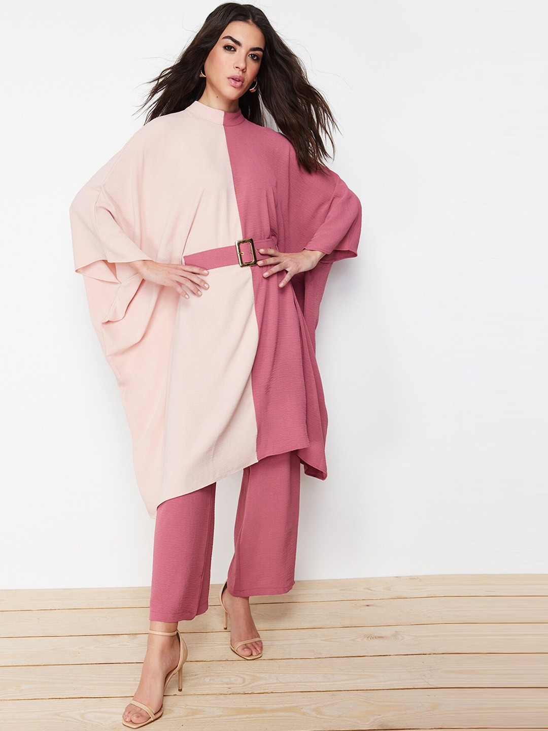 

Trendyol Colour-Blocked Flared Sleeves Top With Trousers, Pink