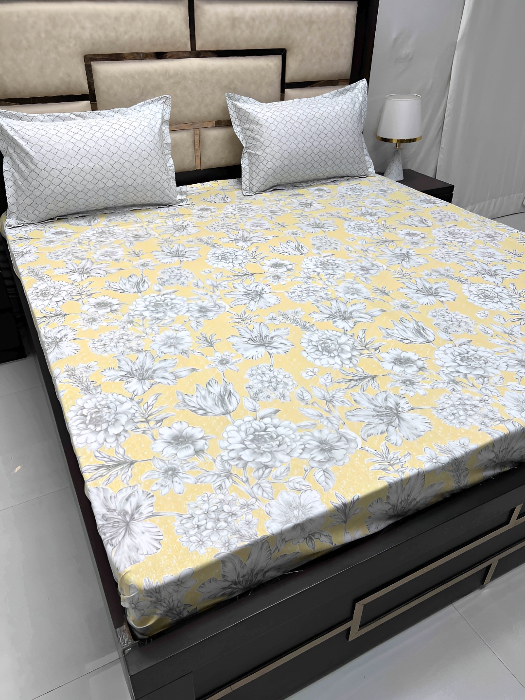 

Pure Decor Yellow & Grey Floral Cotton 380 TC King Bedsheet with 2 Pillow Covers