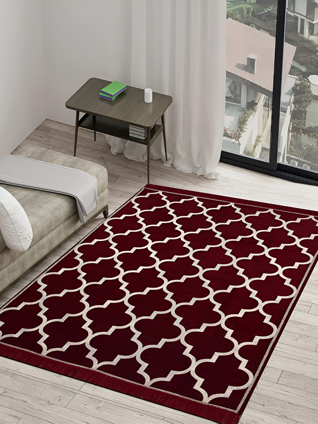 

Sparrow world Red & White Geometric Printed Velvet Chennille Rectangular Carpet