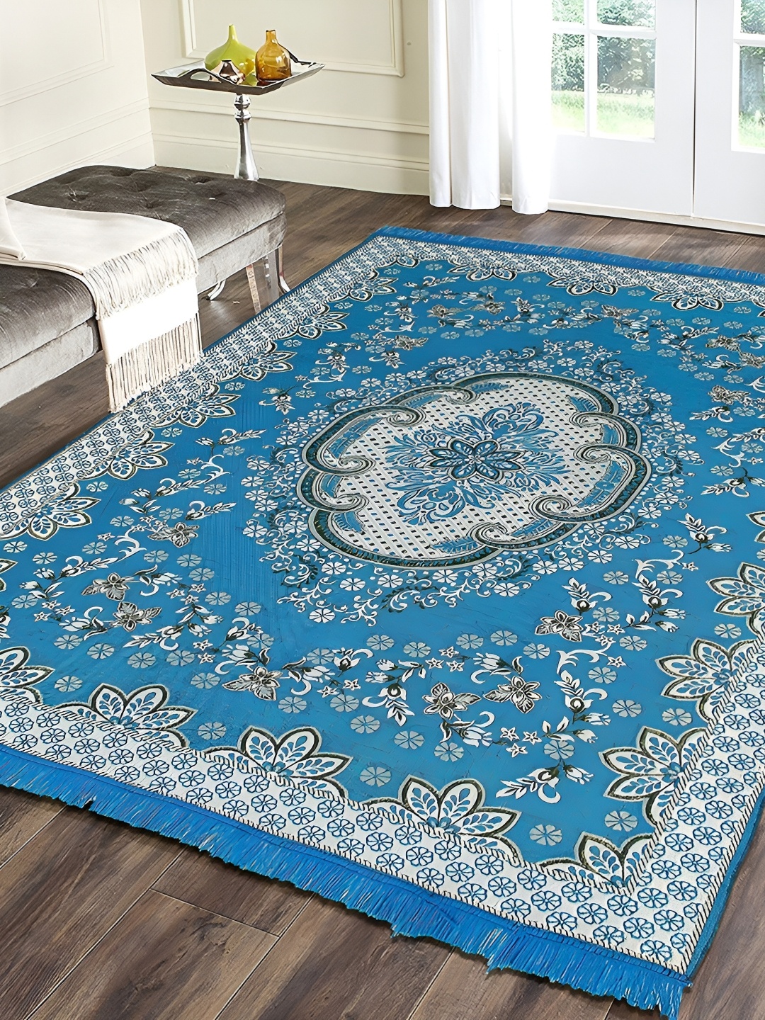 

Sparrow world Blue & White Floral Printed Rectangular Carpet