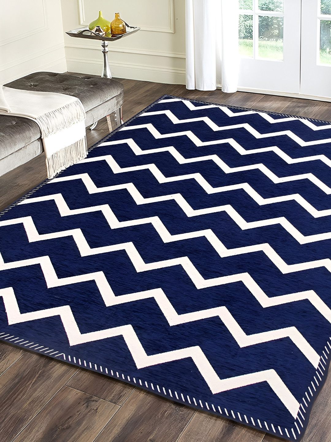 

Sparrow world Blue & White Geometric Printed Carpet
