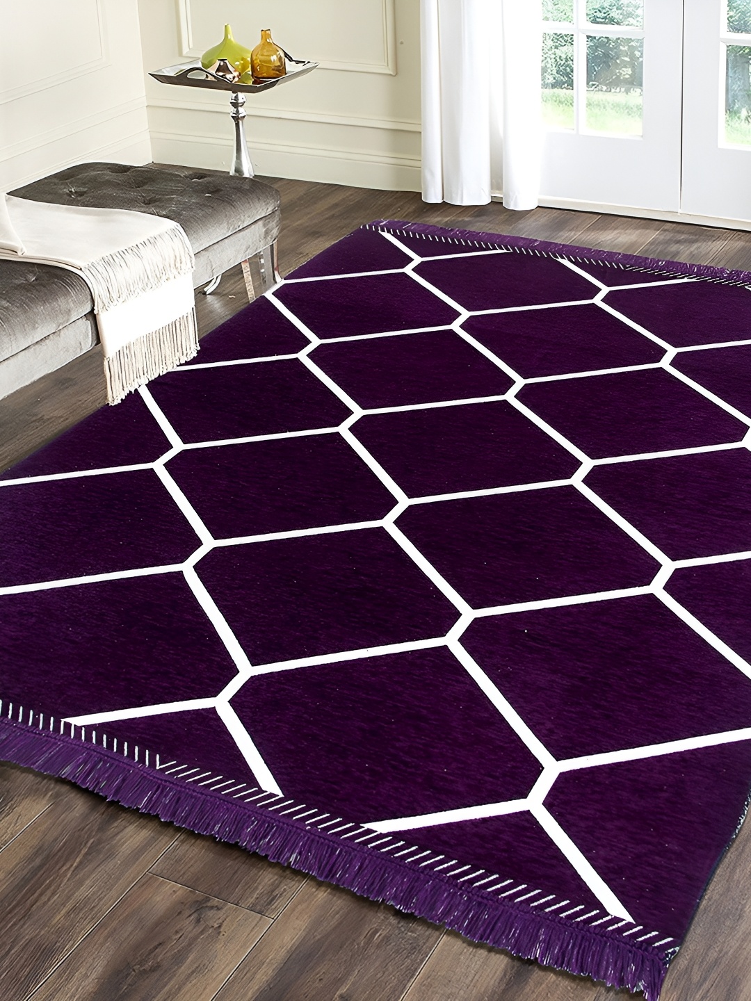 

Sparrow world Purple & white Geometric Printed Carpet