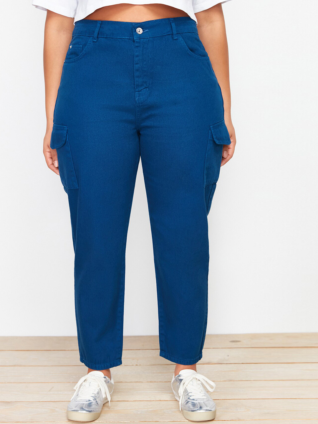 

Trendyol Women Plus Size Pure Cotton Denim Cargo, Blue