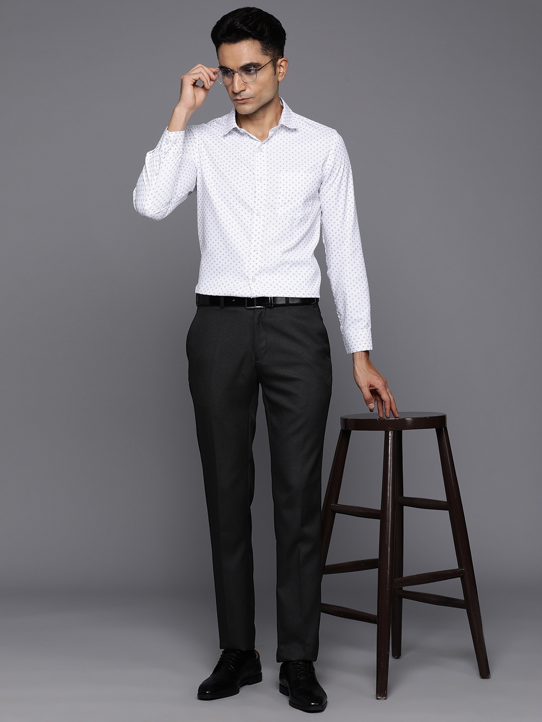 

Raymond Men Slim Fit Trousers, Black