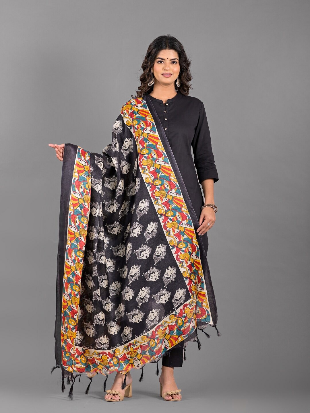 

Apratim Ethnic Motifs Printed Dupatta, Black