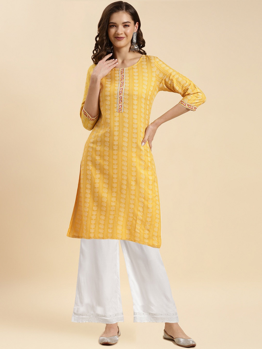 

Rangita Ethnic Motifs Printed Kurta with Palazzos, Yellow