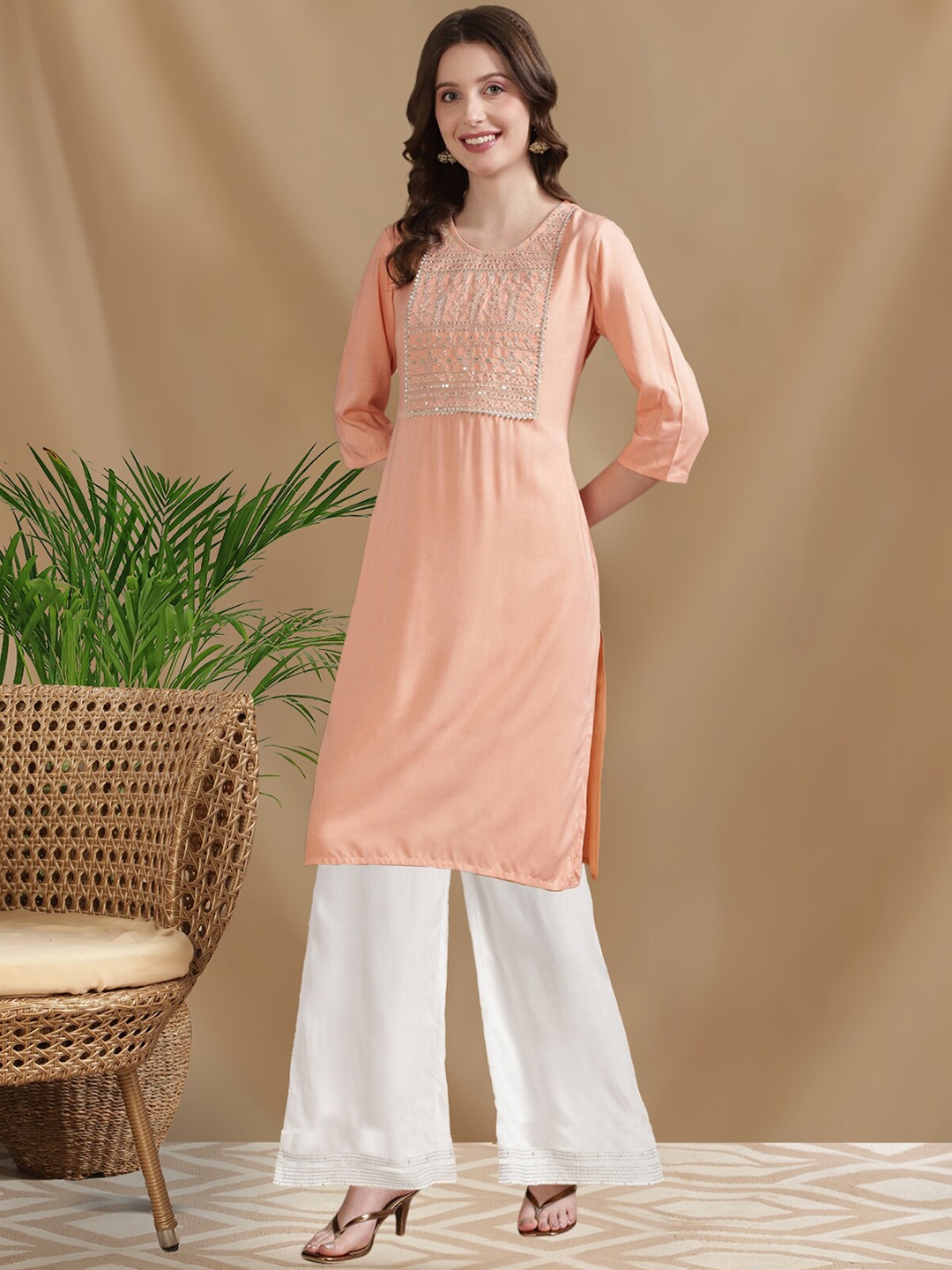 

Rangita Ethnic Motifs Embroidered Straight Sequinned Kurta with Palazzos, Peach