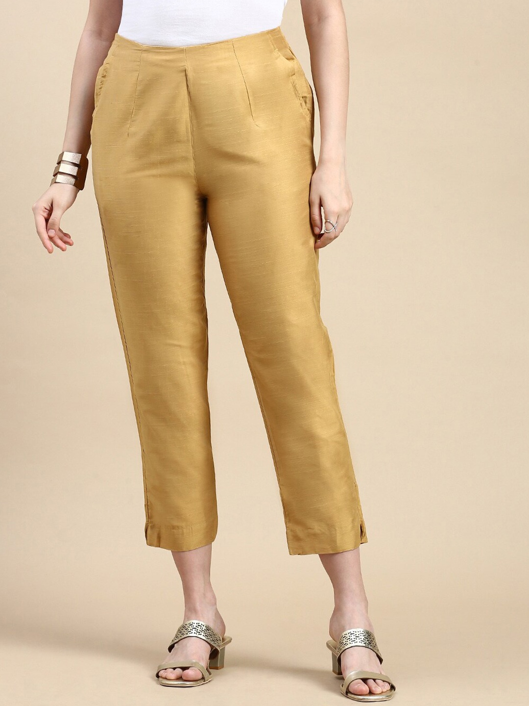 

De Moza Women Mid Rise Cigarette Trousers, Gold