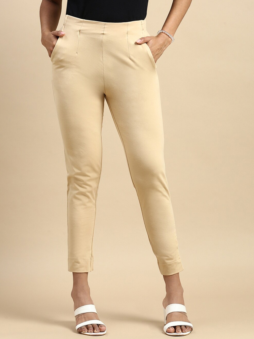 

De Moza Women Slim Fit Cotton Trousers, Beige