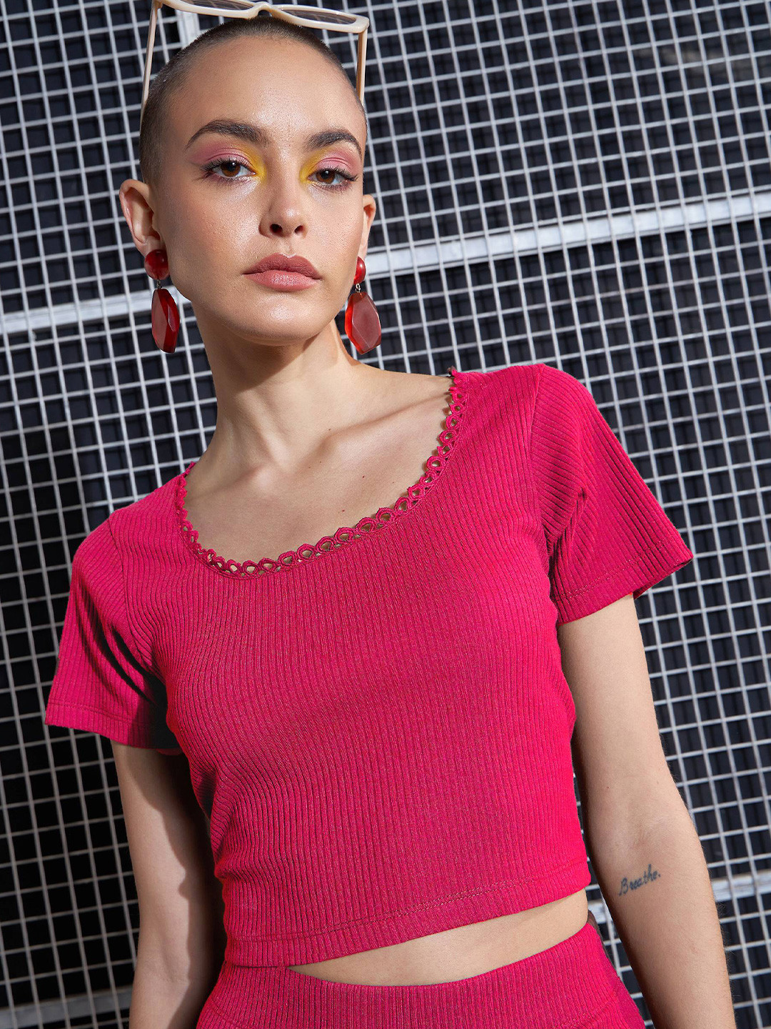 

SASSAFRAS Magenta Square Neck Crop Top