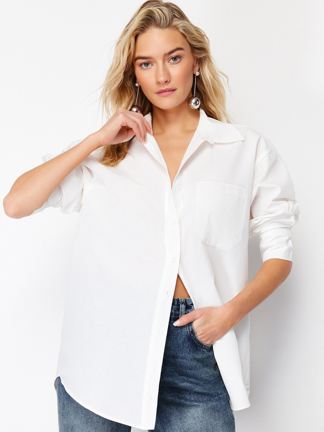 

Trendyol Spread Collar Long Sleeves Casual Shirt, Na