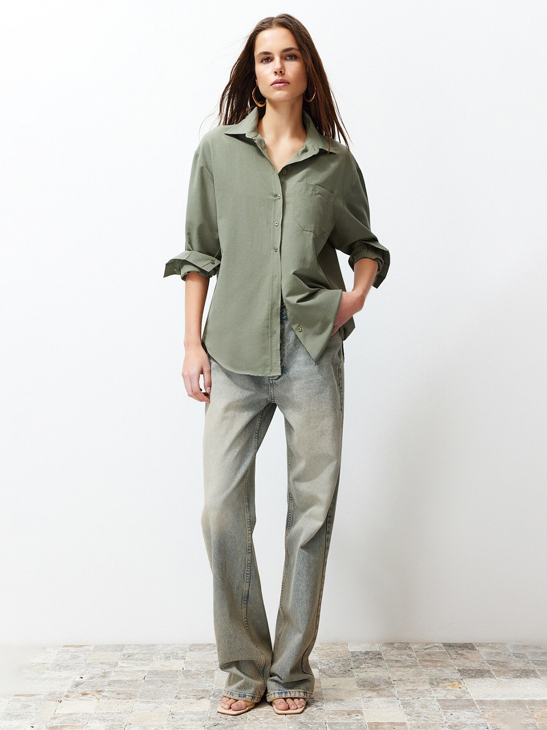 

Trendyol Spread Collar Long Sleeves Casual Shirt, Green