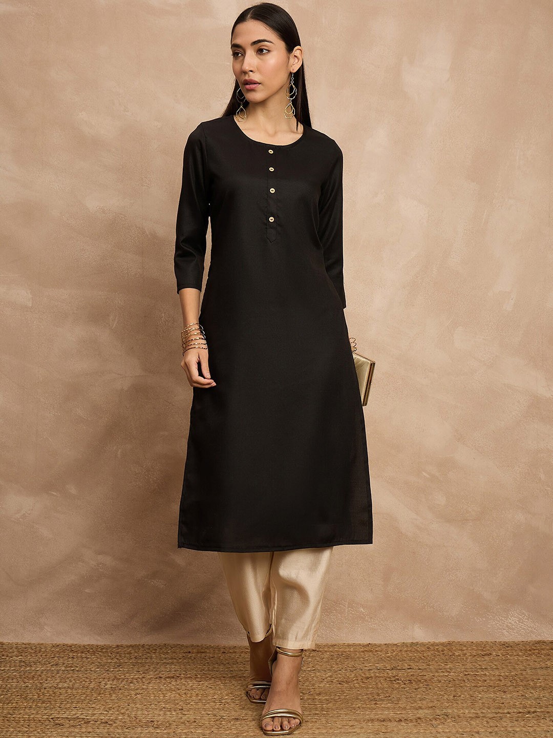 

all about you Black Round Neck Three-Quarter Sleeves Straight Kurta