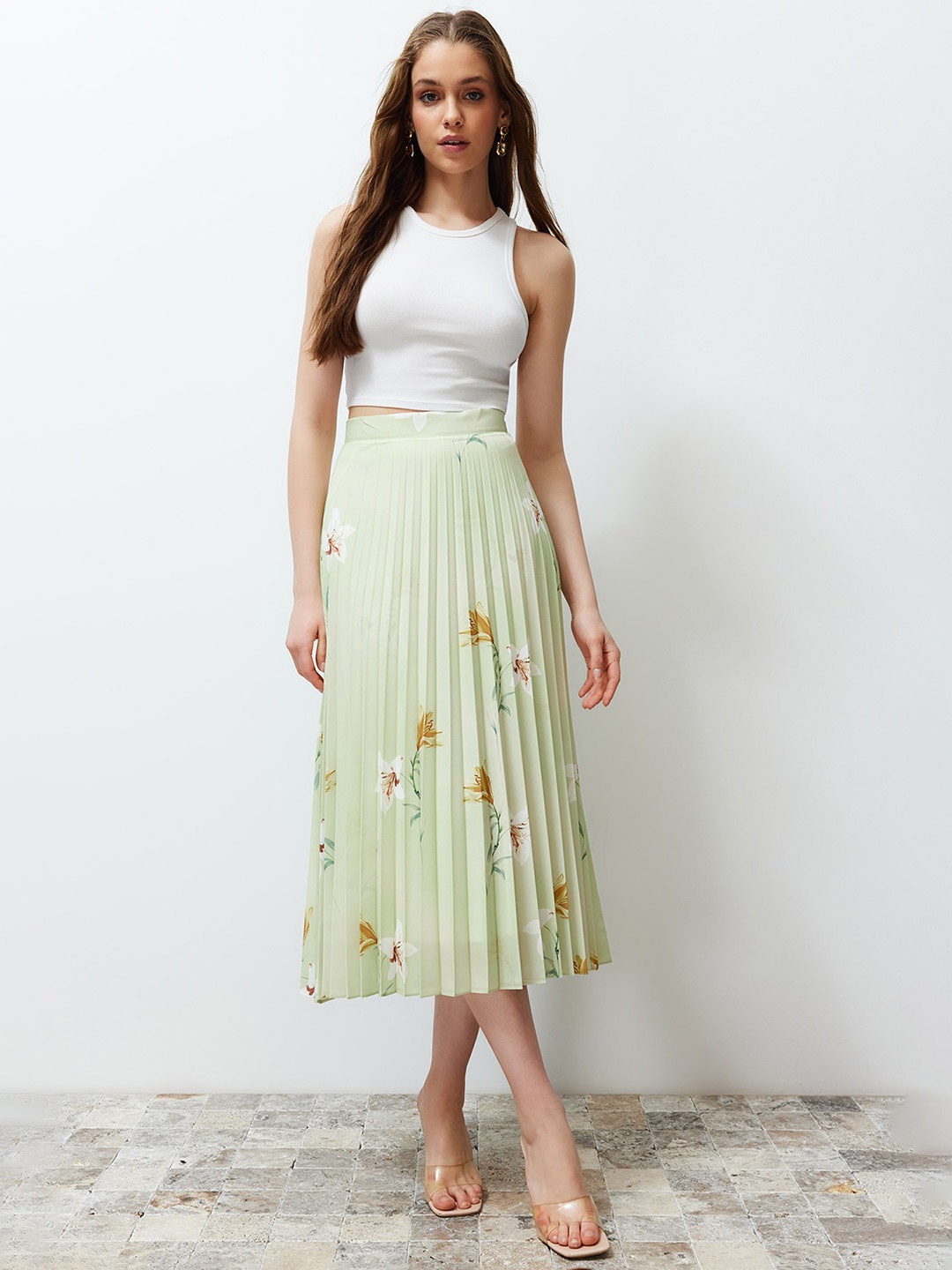 

Trendyol Printed Flared Midi Skirts, Green