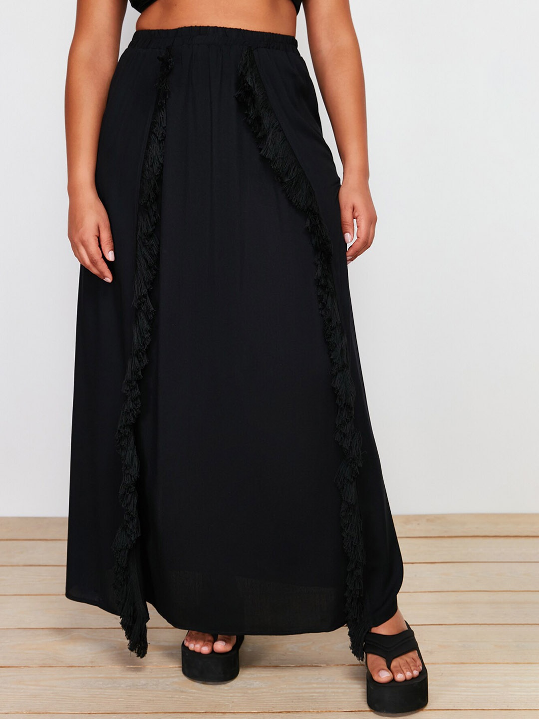 

Trendyol A-Line Maxi Skirts, Black