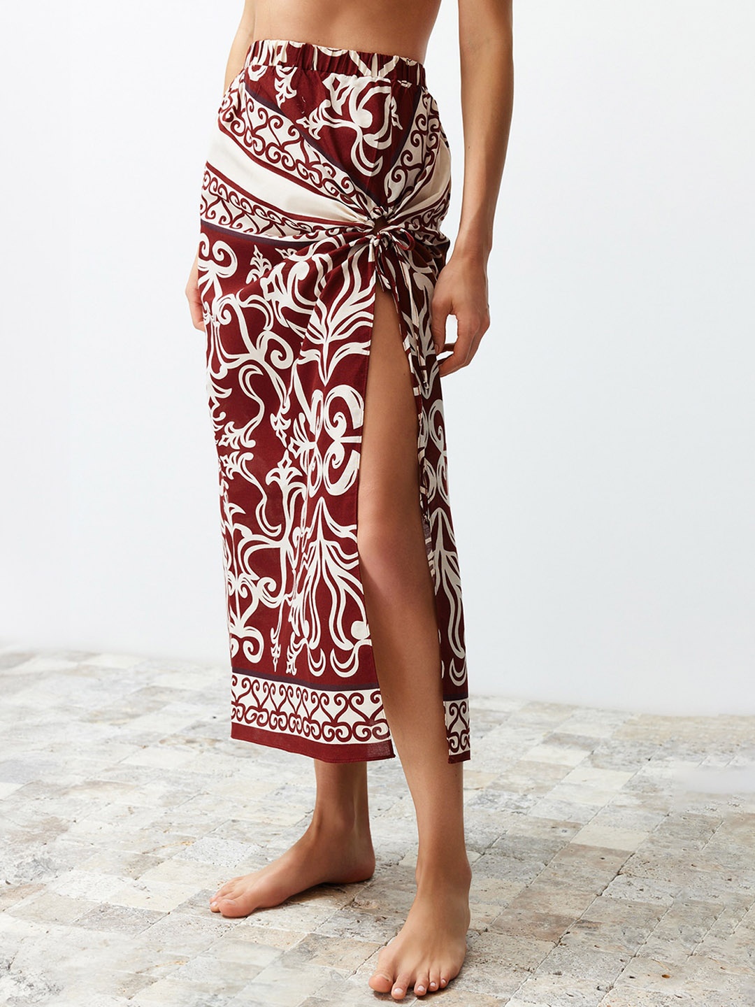 

Trendyol Ethnic Printed Pure Cotton Maxi Sarong, Maroon