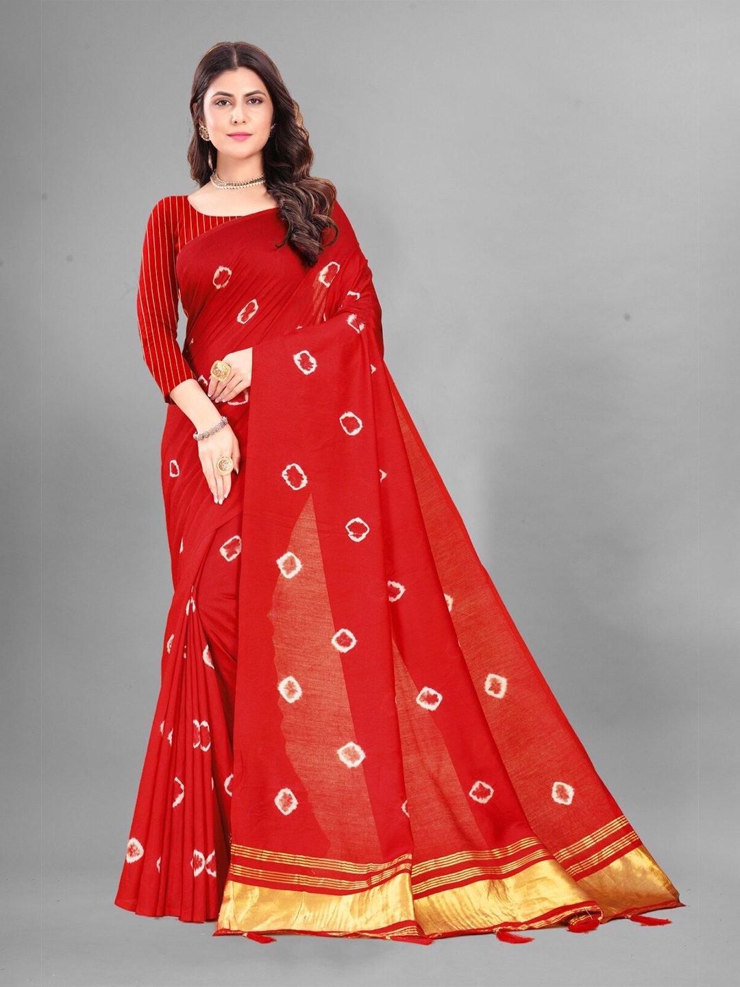 

Inithi Bandhani Silk Cotton Saree, Red