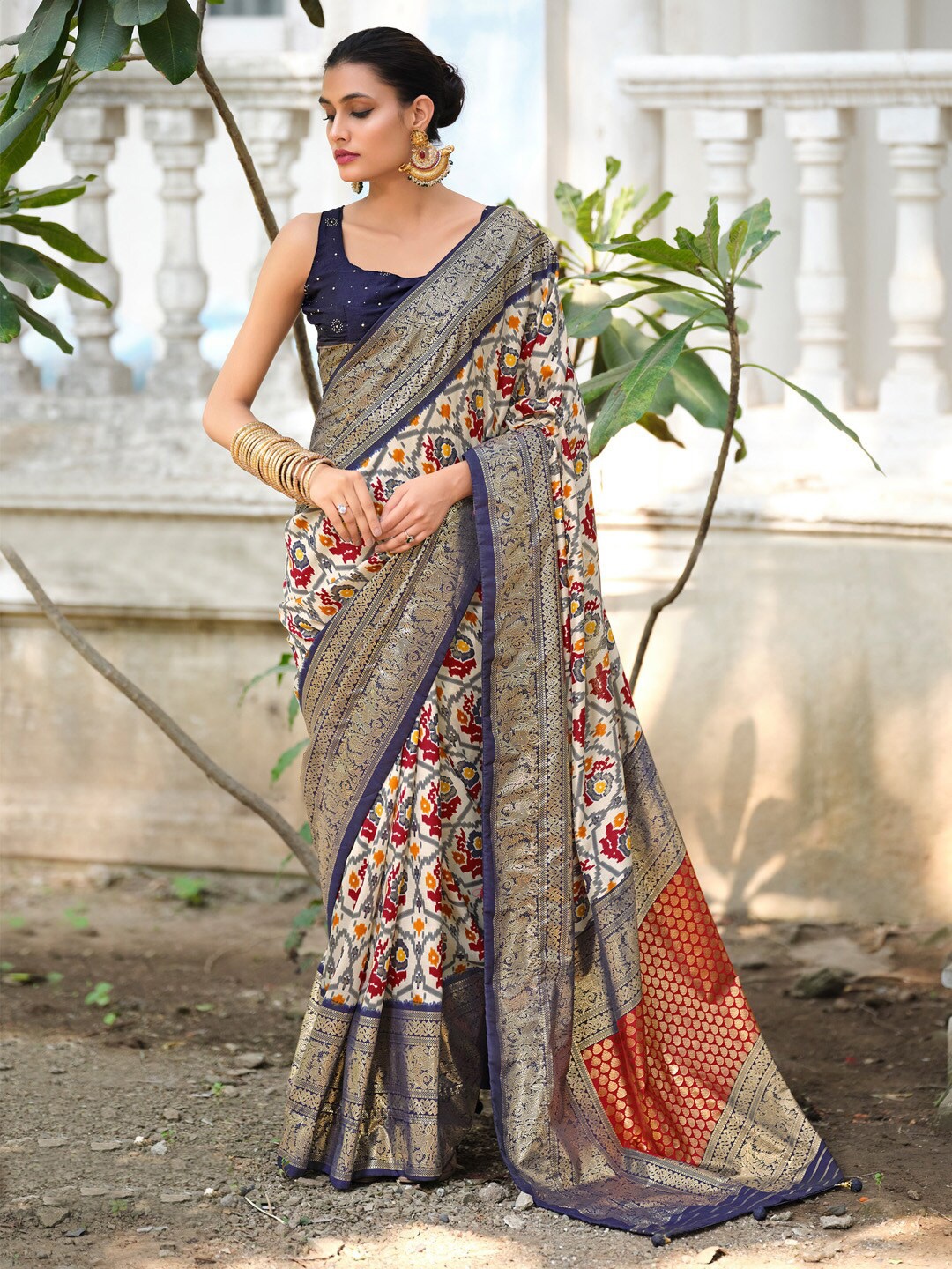 

Saree mall Cream Coloured Ethnic Motifs Zari Pochampally Saree