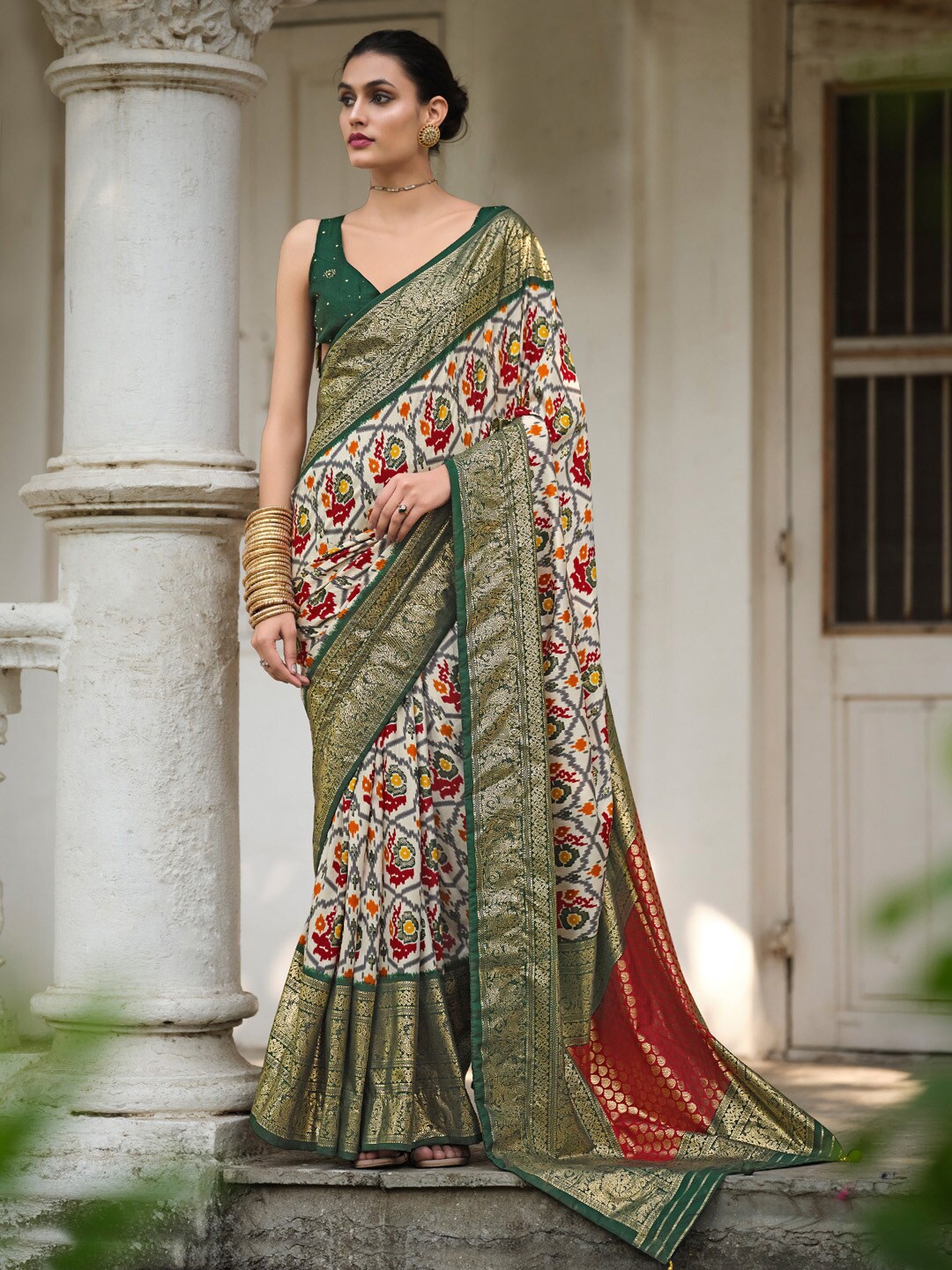 

Saree mall Cream Coloured Ethnic Motifs Zari Pochampally Saree