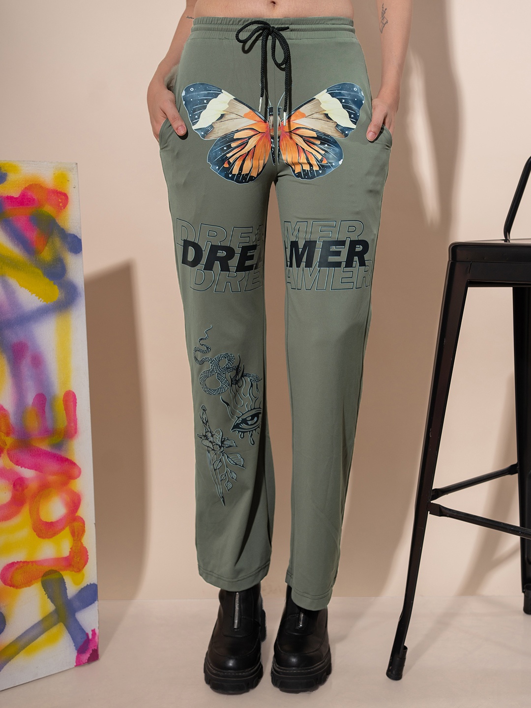 

Stylecast X Hersheinbox Women Printed Track Pants, Green