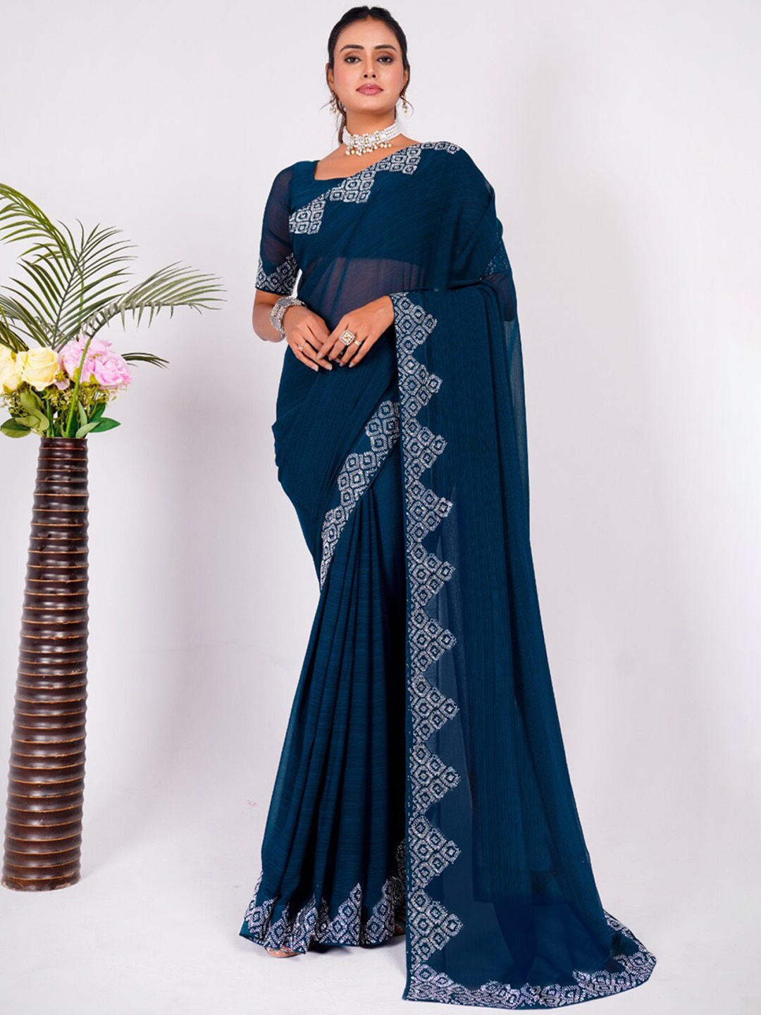 

Anouk Ethnic Embellished Pure Chiffon Party Wear Saree, Teal