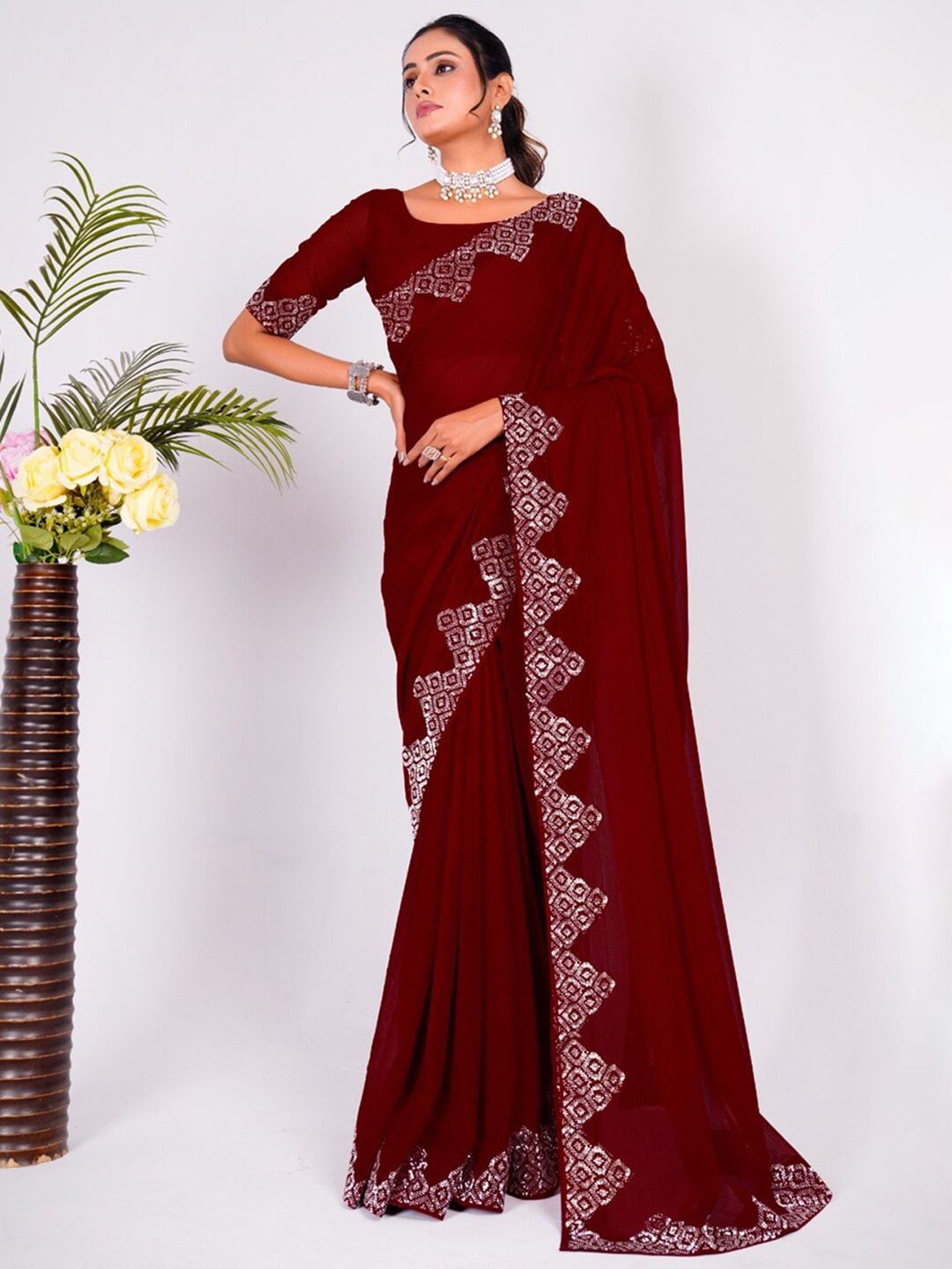 

Anouk Ethnic Motifs Beads and Stones Pure Chiffon Saree, Red