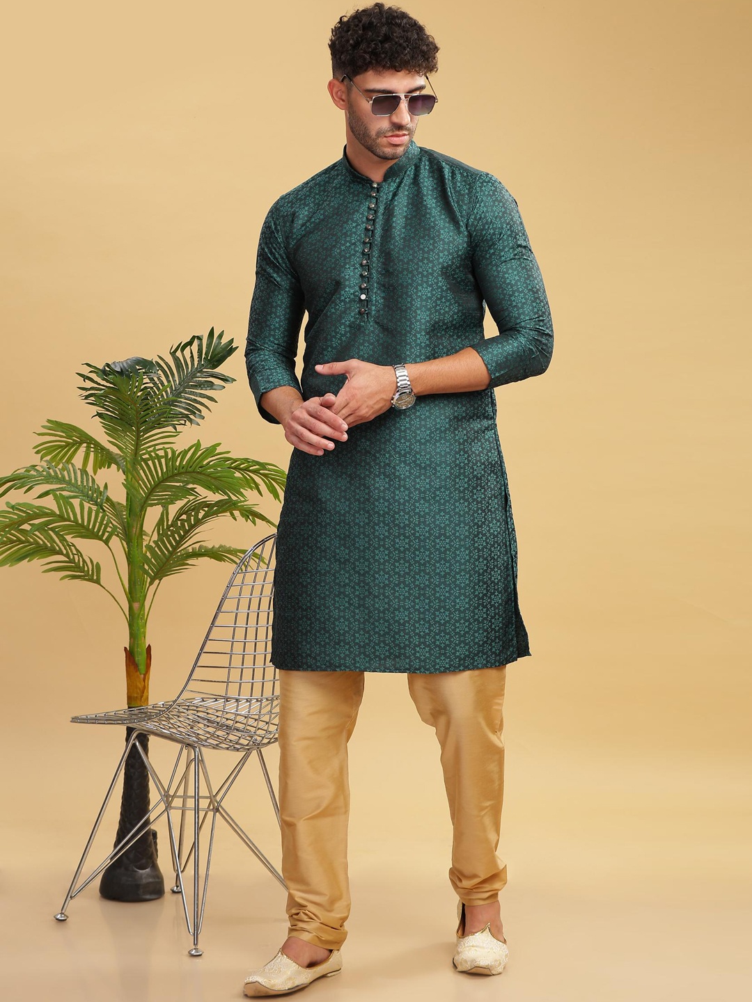 

Anouk Men Floral Self Printed Long Kurta, Green