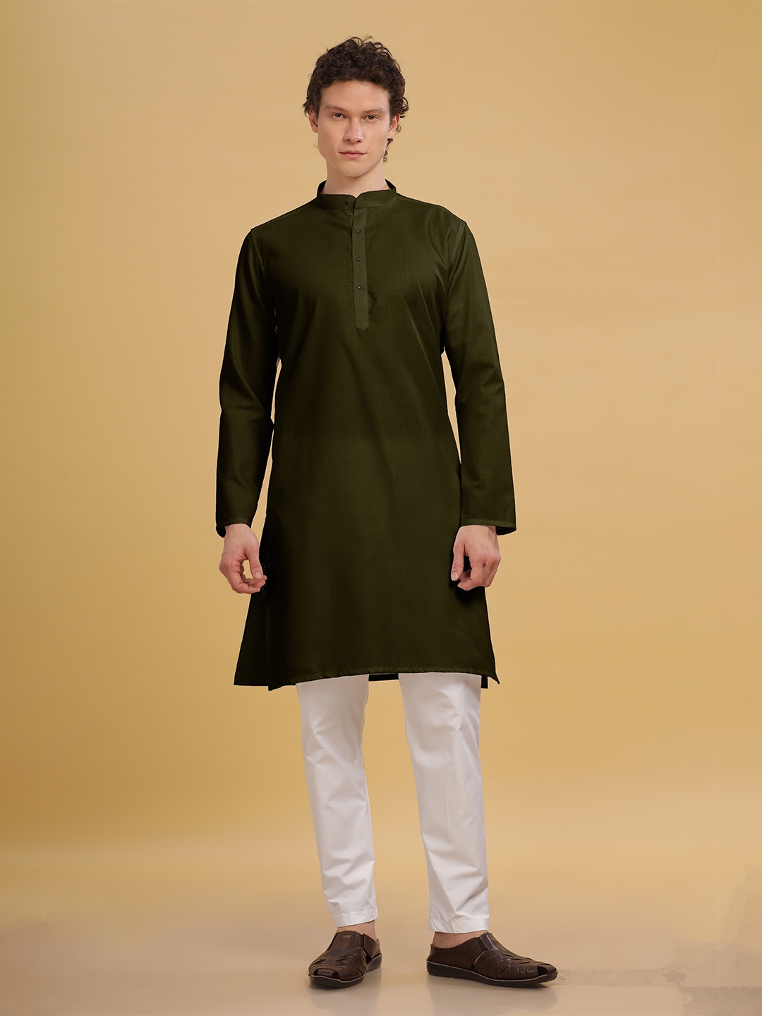 

Anouk Men Solid Kurta, Green