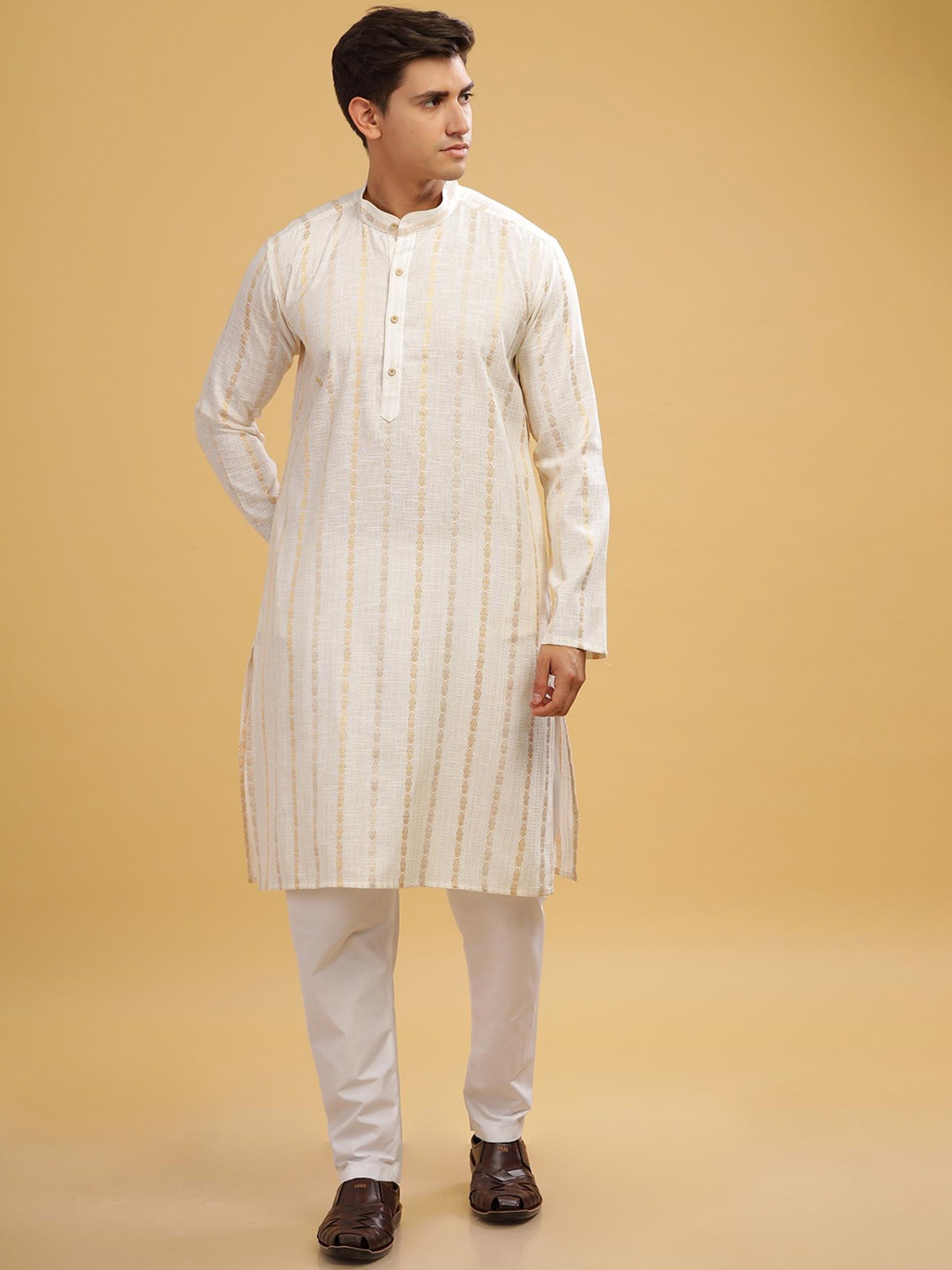 

Anouk Cream Coloured Striped Mandarin Collar Straight Kurta