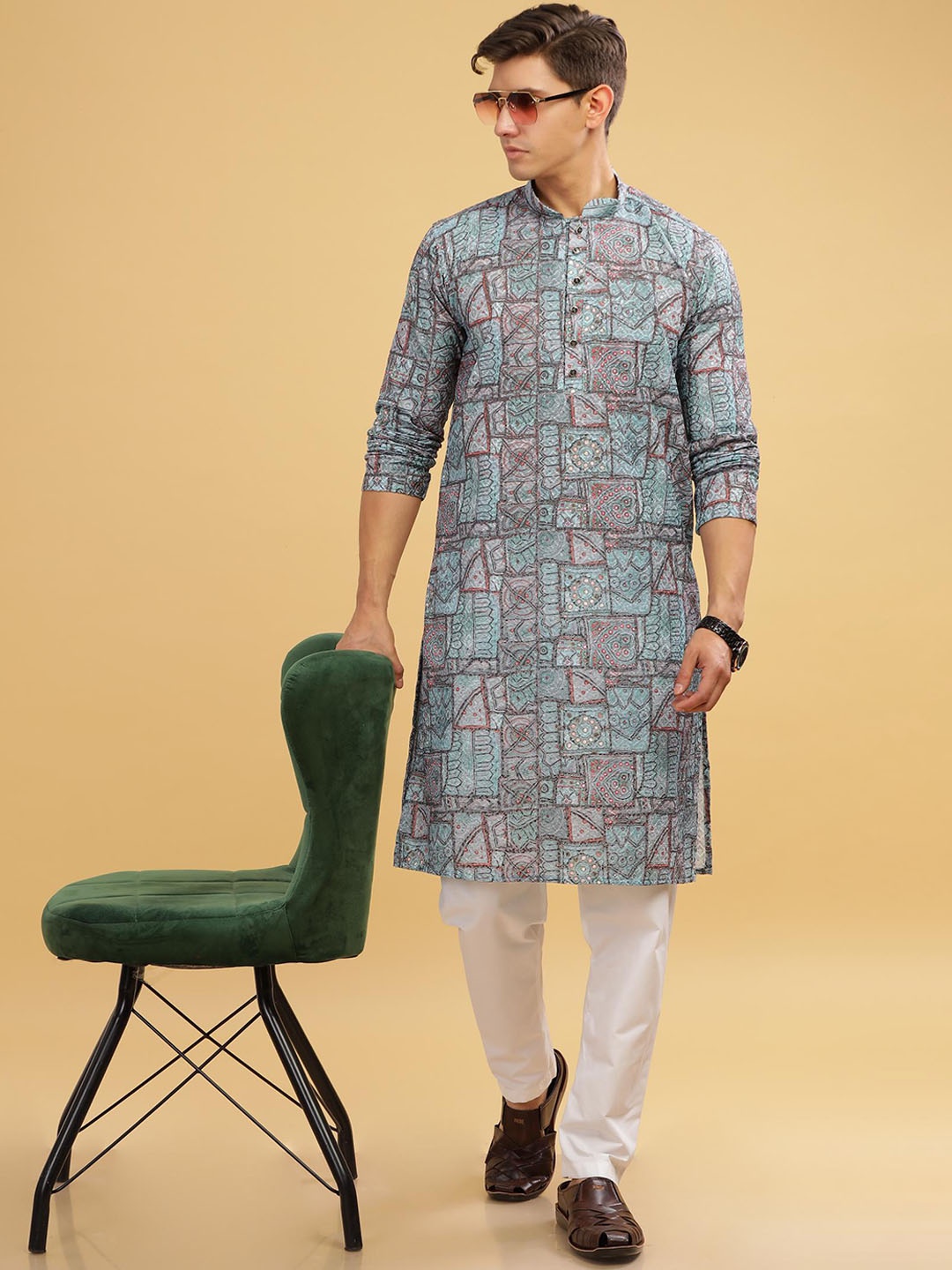 

Anouk Blue Ethnic Motifs Embroidered Mandarin Collar Straight Kurta
