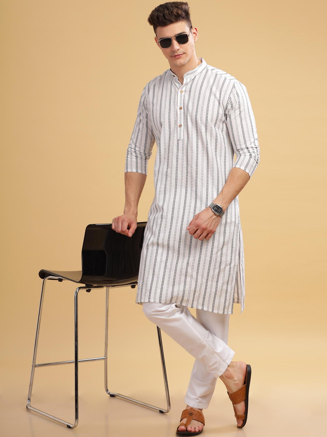 

Anouk Striped Mandarin Collar Cotton Thread Work Kurta, White