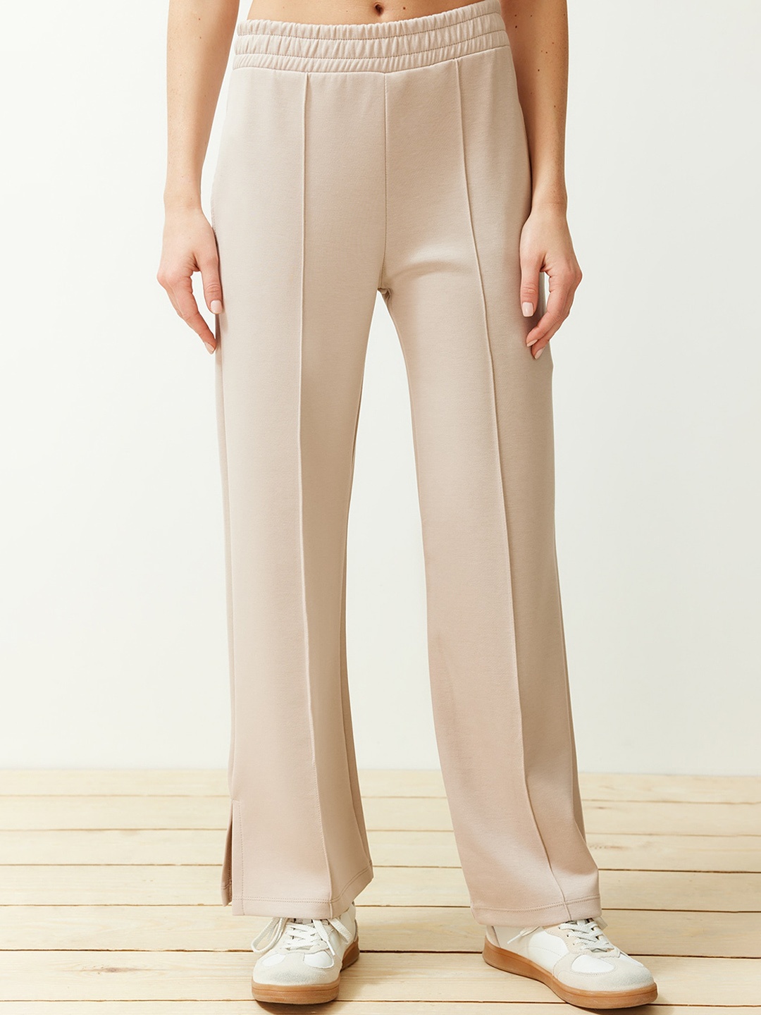 

Trendyol Women Mid-Rise Track Pants, Beige