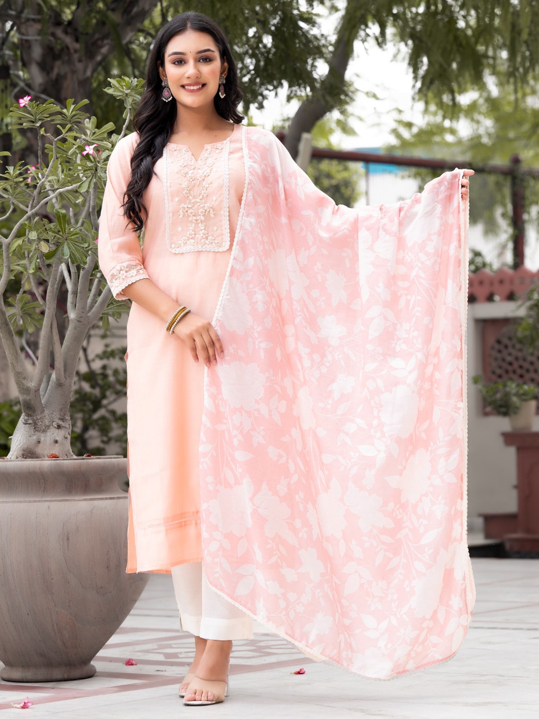 

Label Khoj Ethnic Motifs Embroidered Kurta & Trousers With Dupatta, Peach