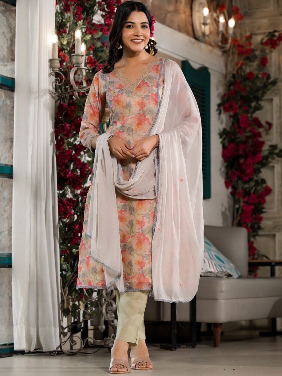 

Label Khoj Floral Printed Thread Work Chanderi Silk Kurta with Trousers & With Dupatta, Off white